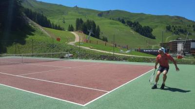 Terrain de Tennis