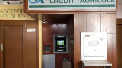 Distributeur de billets Crédit Agricole