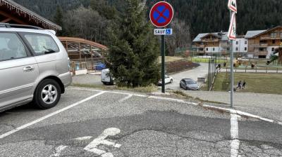 Parking PMR - Route des Caves