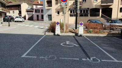Place de parking PMR