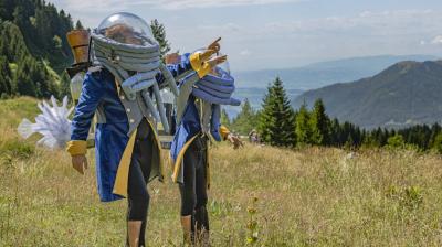 Spectacle déambulation Nautilus | Cie Deo - Les Estivales Sauvages_La Plagne Tarentaise