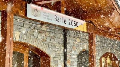 Façade Bar le 2050