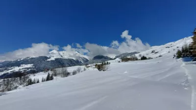 Balade modérée en raquettes_Aime-la-Plagne