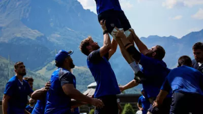 Séance de dédicaces des joueurs du Castres Olympique_La Plagne