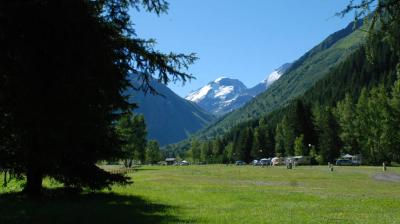 Terrain de pétanque - Camping Le Canada