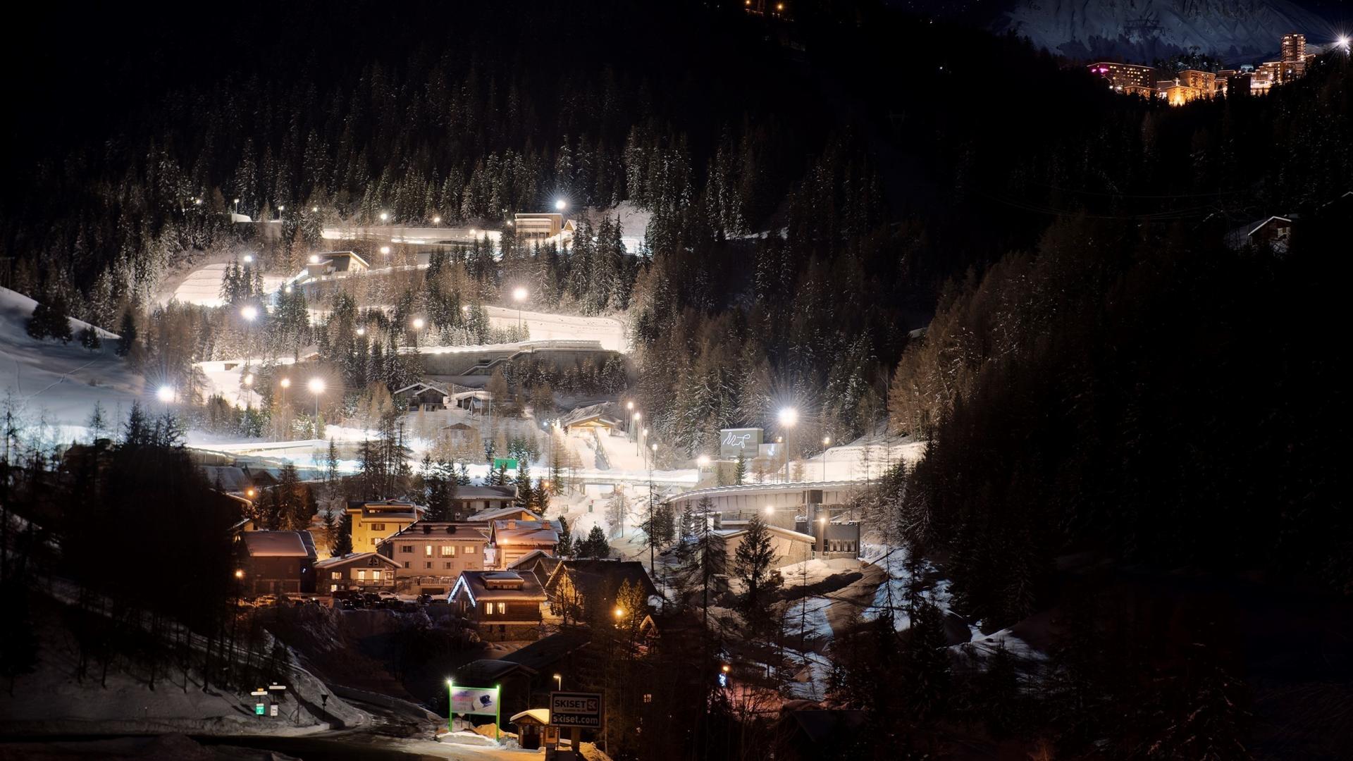 Piste Olympique de bobsleigh de nuit La Plagne