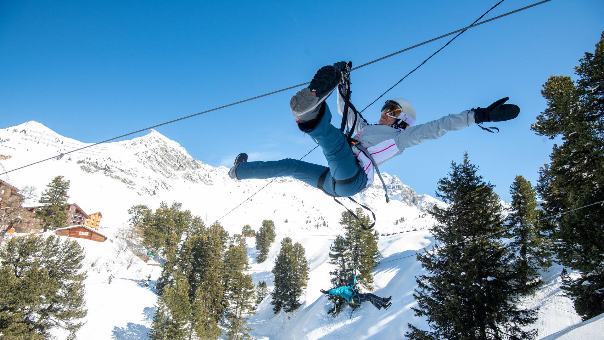 Trio de tyroliennes à La Plagne