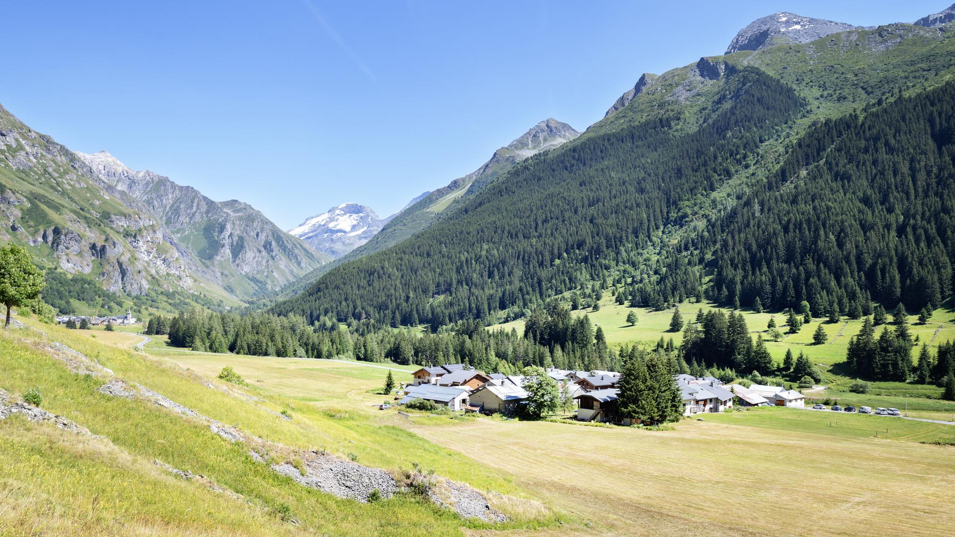 Location Vacances Gîte Chalet Aubier à Thones En Haute Savoie