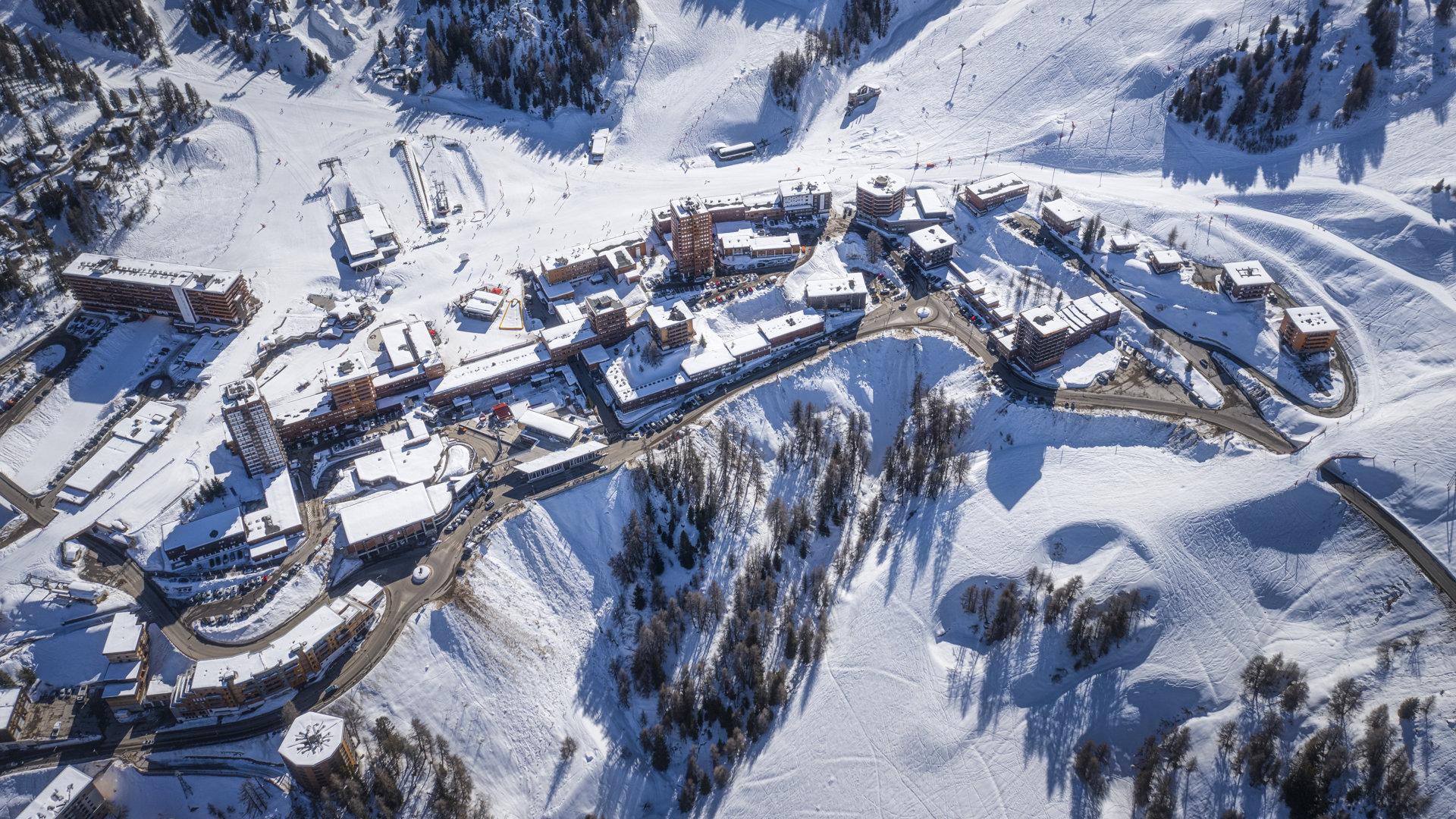 Vue aérienne de Plagne Centre