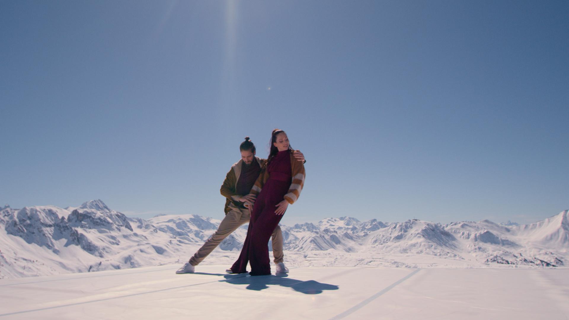 Danse au sommet du mont St Jacques La Plagne