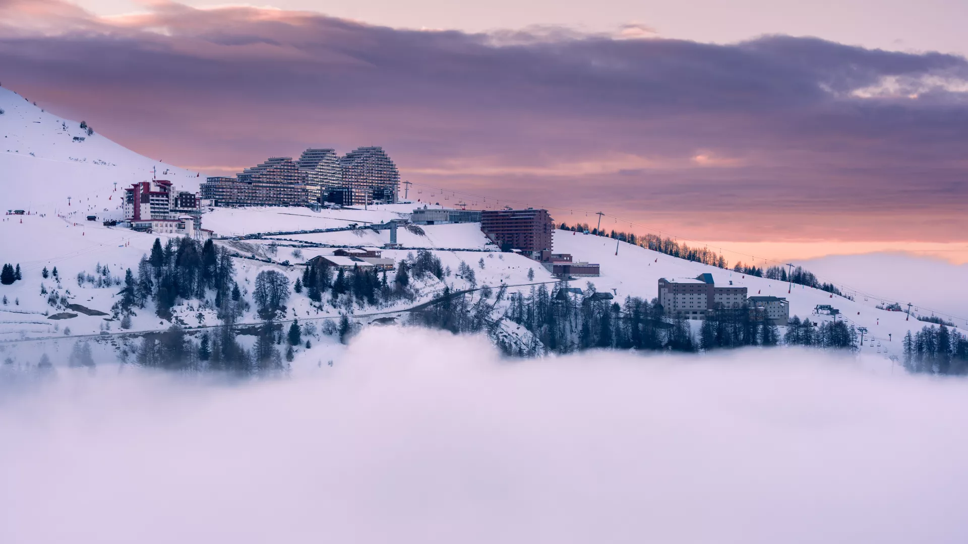 Plagne_Aime_2000-BrendanLePeru-39855